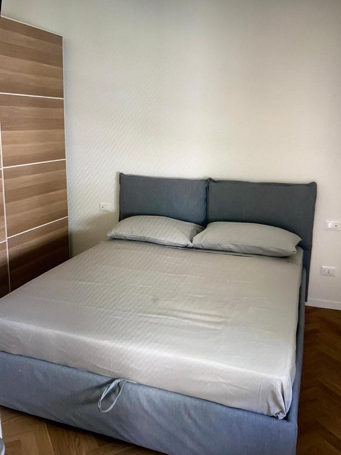 Apartment Milano: Incantevole In Pieno Centro - Fancy Yellow Mailand
