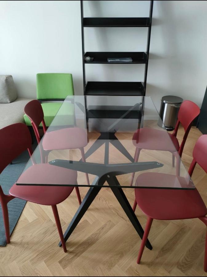 Milano: Incantevole In Pieno Centro - Fancy Yellow Apartment *