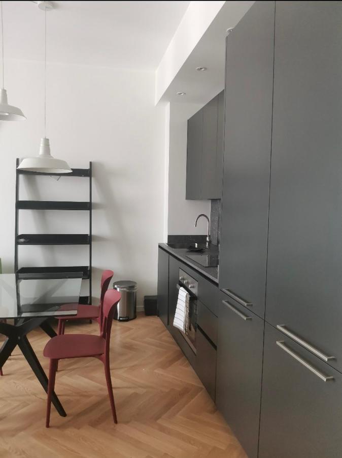 Milano: Incantevole In Pieno Centro - Fancy Yellow Apartment Milan