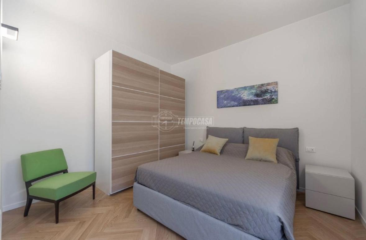 Milano: Incantevole In Pieno Centro - Fancy Yellow * Mailand